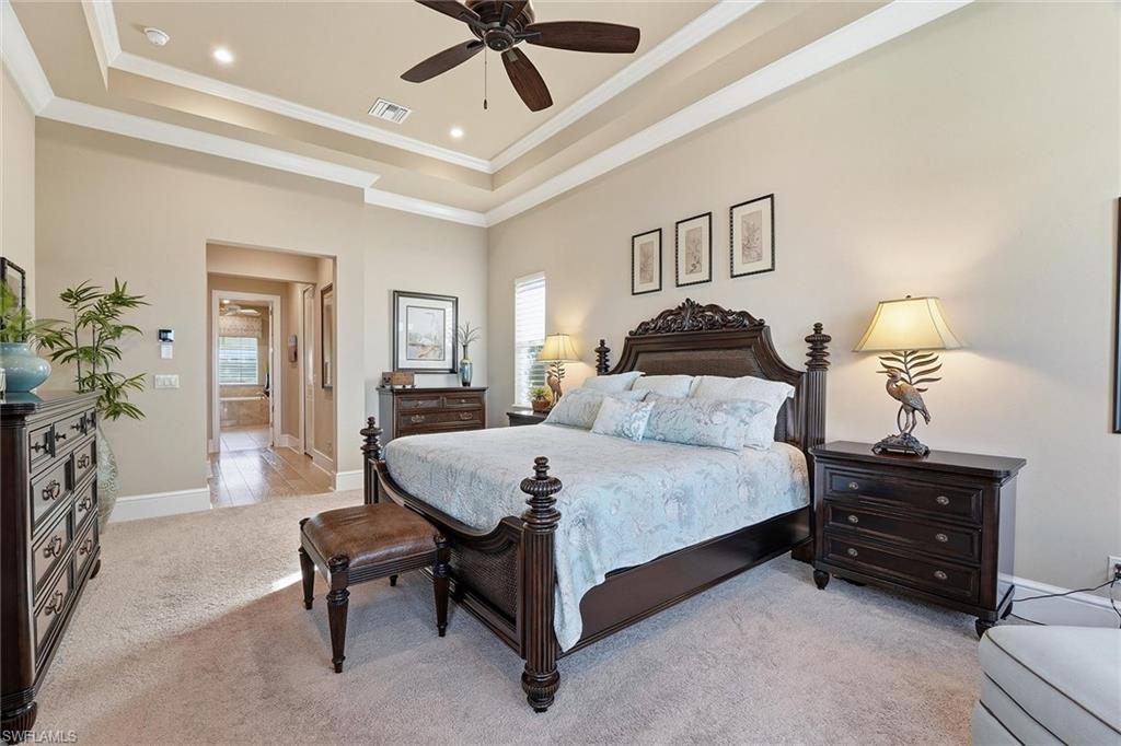 TWIN EAGLES - Residential