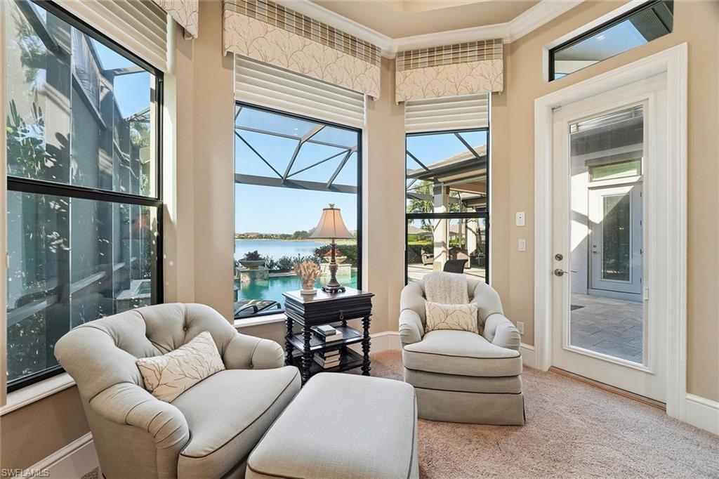 TWIN EAGLES - Residential