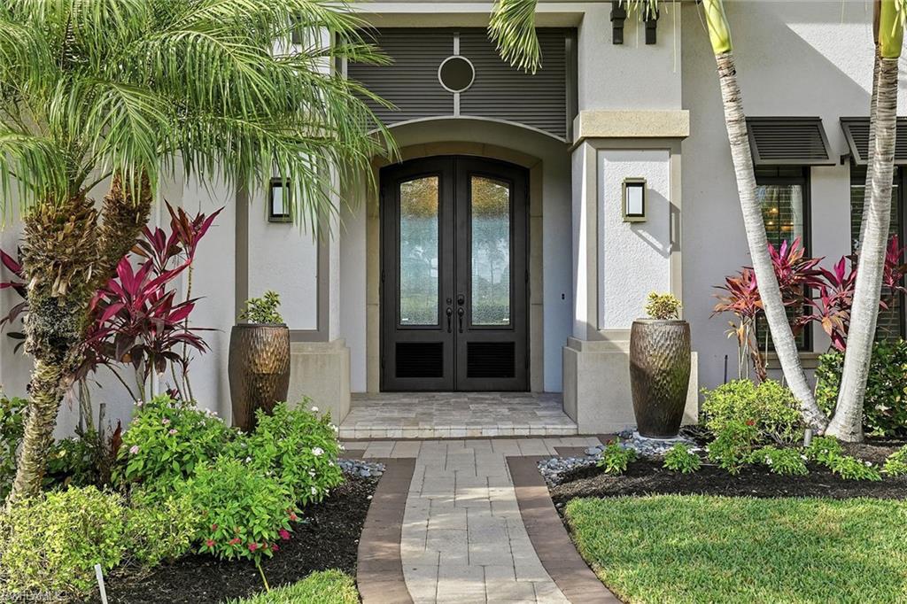 TWIN EAGLES - Residential