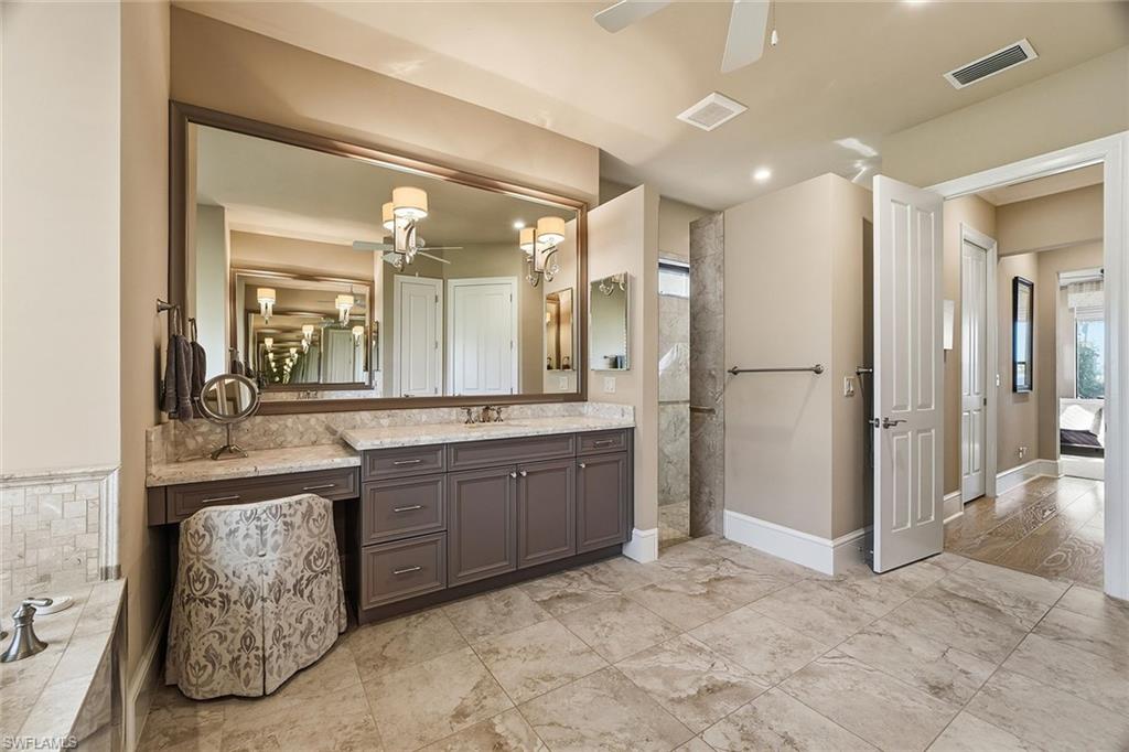 TWIN EAGLES - Residential