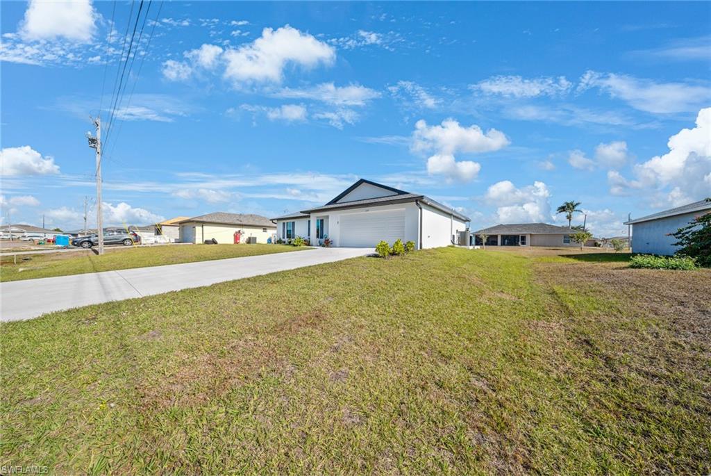 CAPE CORAL - Residential