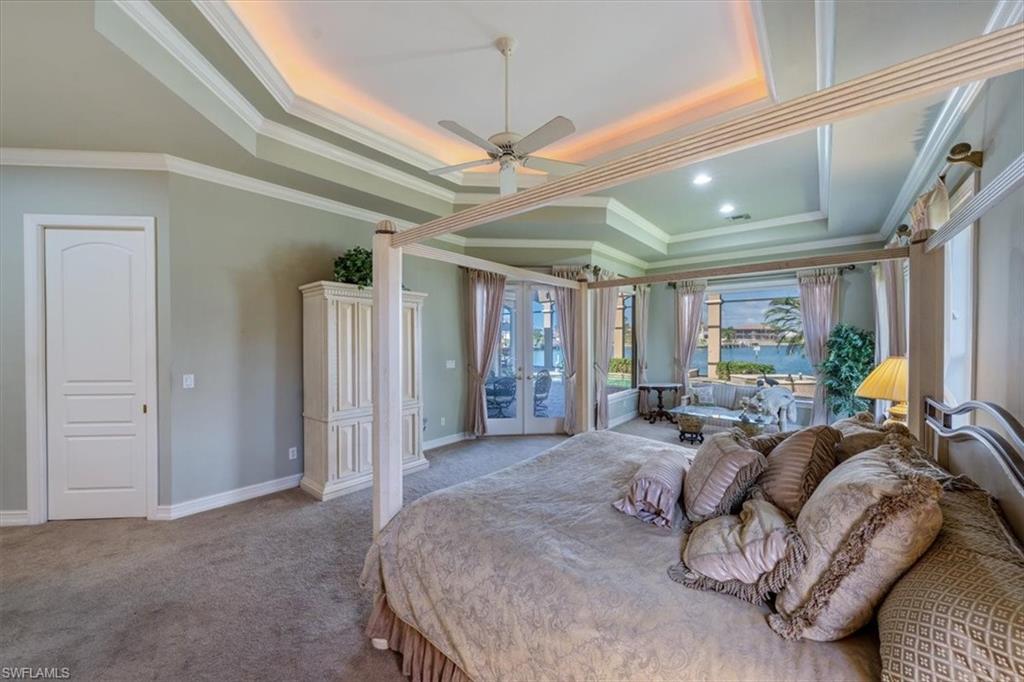 MARCO BEACH - Residential