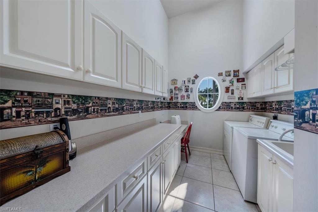 MARCO BEACH - Residential