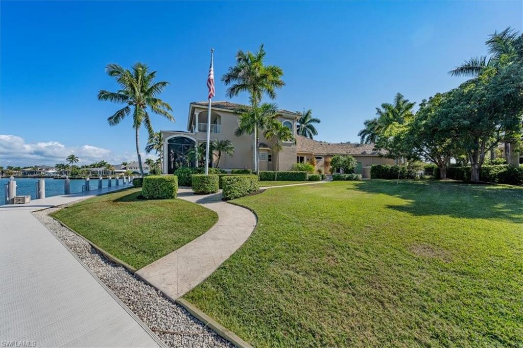 MARCO BEACH - Residential