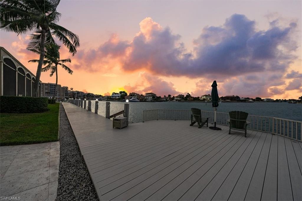 MARCO BEACH - Residential