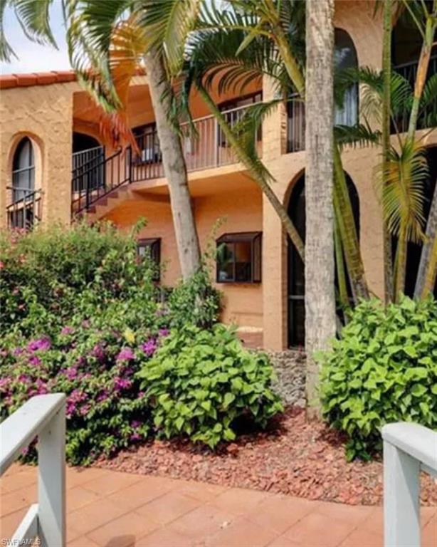 ROSE GARDEN VILLAS CONDO - Residential