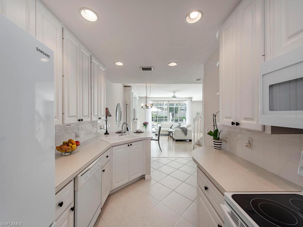 THE COVE - Residential