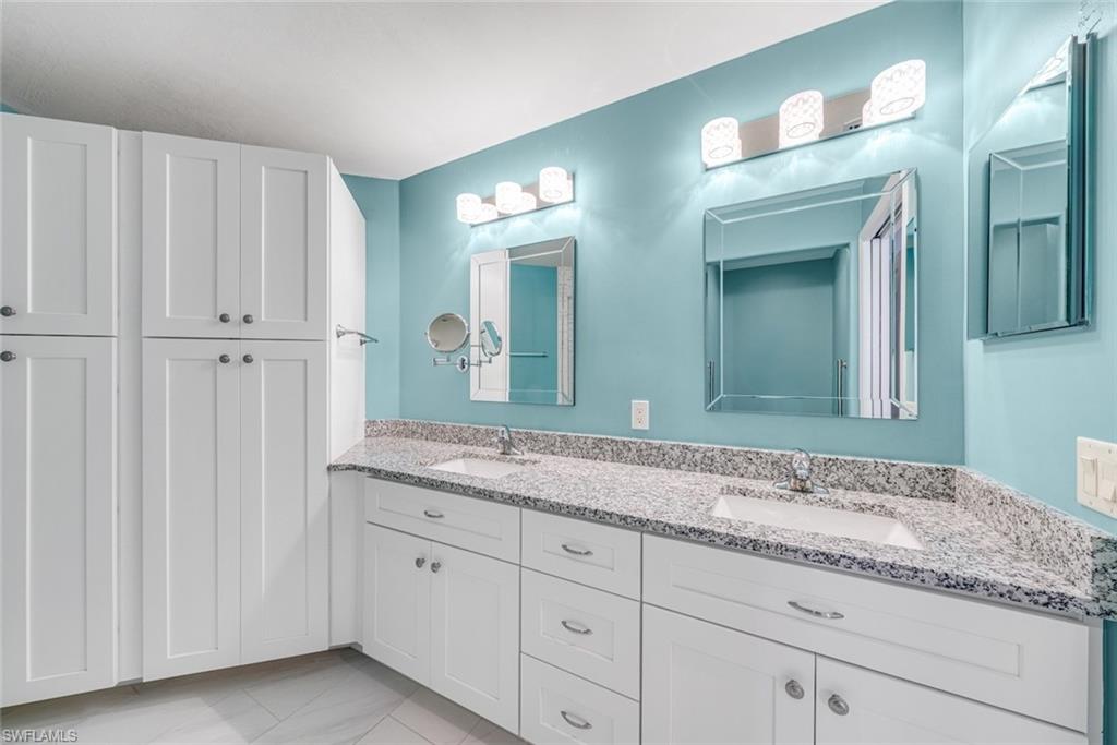 GRANDE CAY - Residential