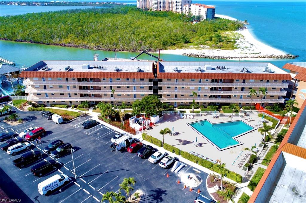 VILLE DE MARCO - Residential