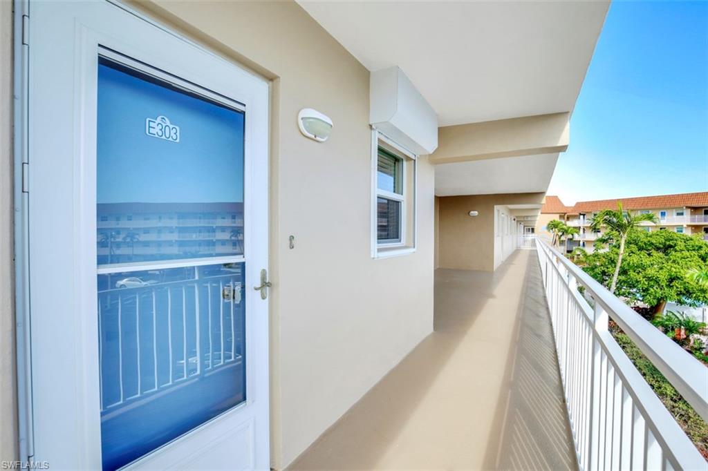 VILLE DE MARCO - Residential