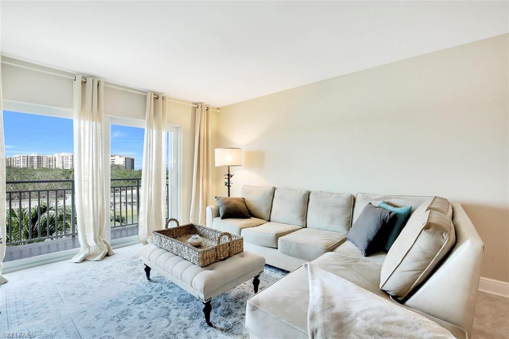 VILLE DE MARCO - Residential