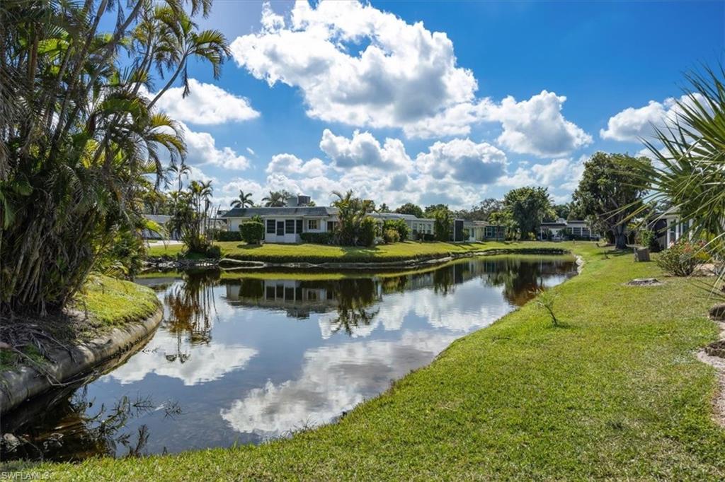 ROYAL PARK VILLAS - Residential