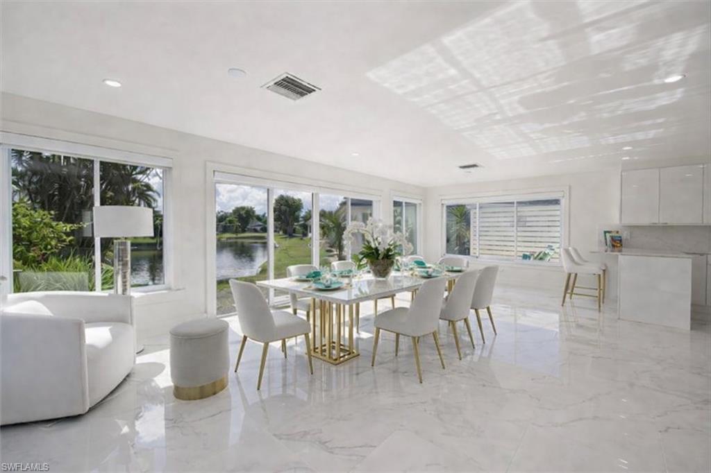 ROYAL PARK VILLAS - Residential