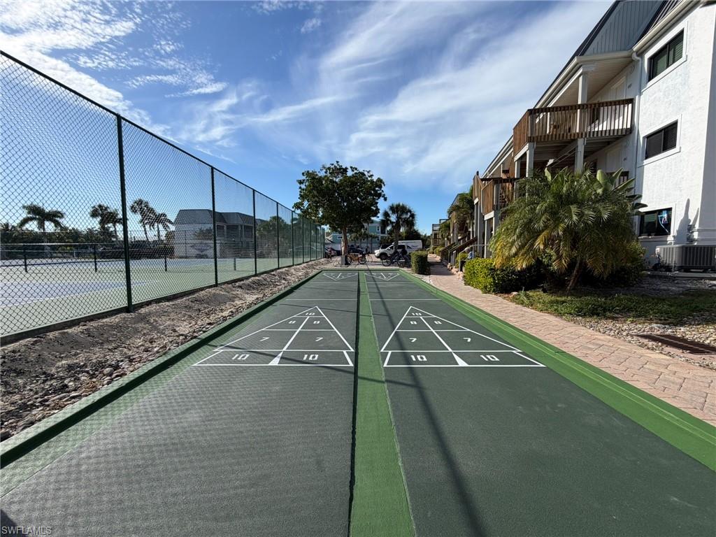 MARINER POINTE CONDO - Residential