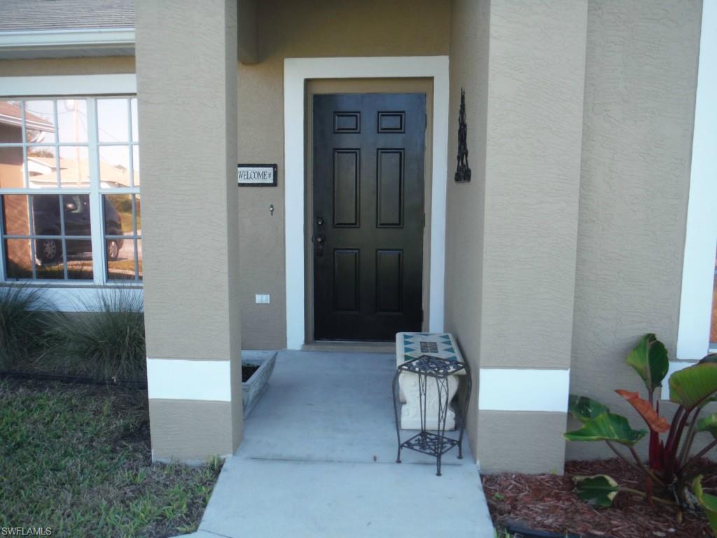 CAPE CORAL - Residential