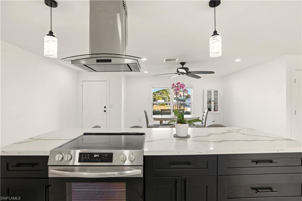 ISLAND PARK WOODLANDS - Residential