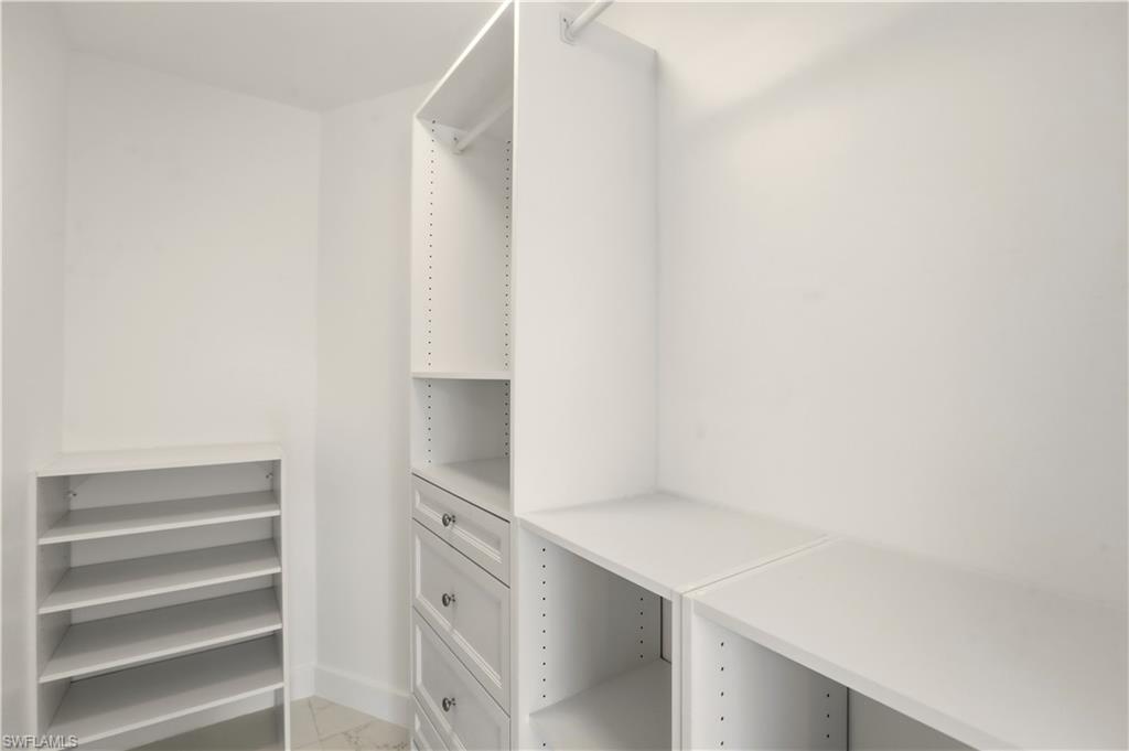 ISLAND PARK WOODLANDS - Residential