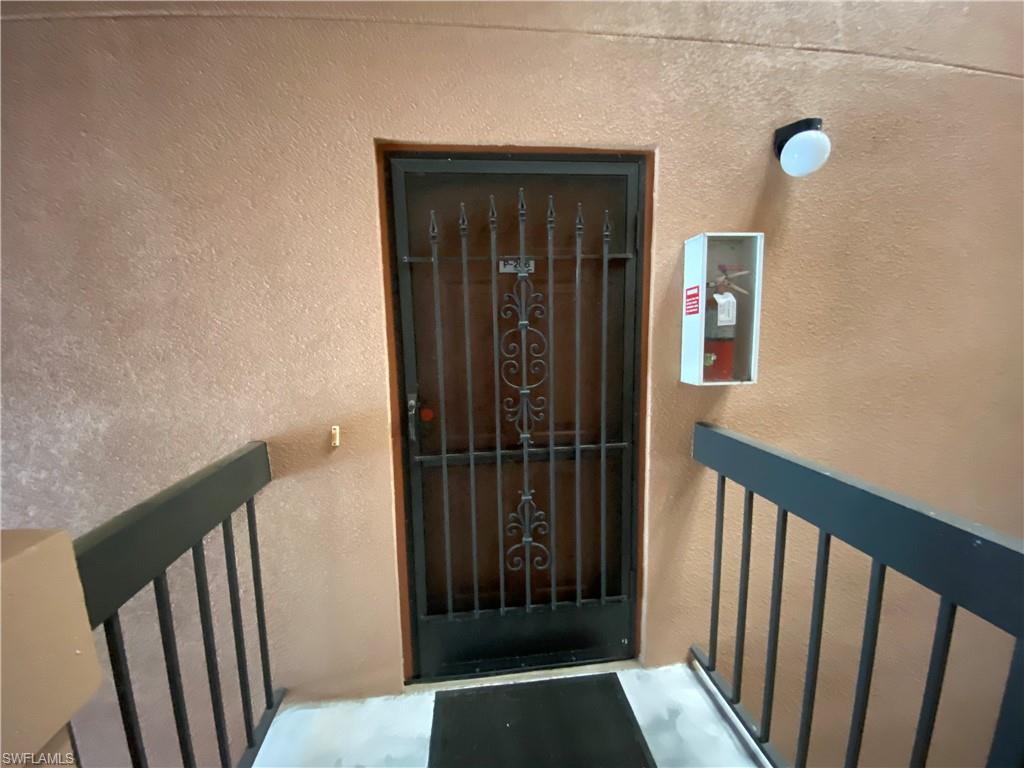 PORT CHARLOTTE - Residential