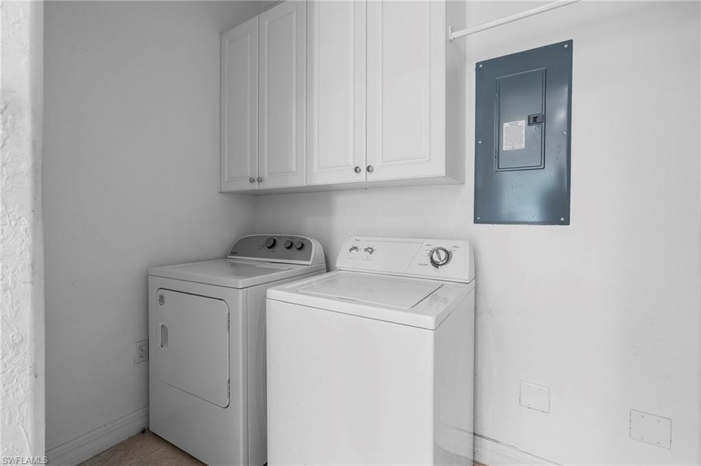 JONATHANS BAY - Residential Lease