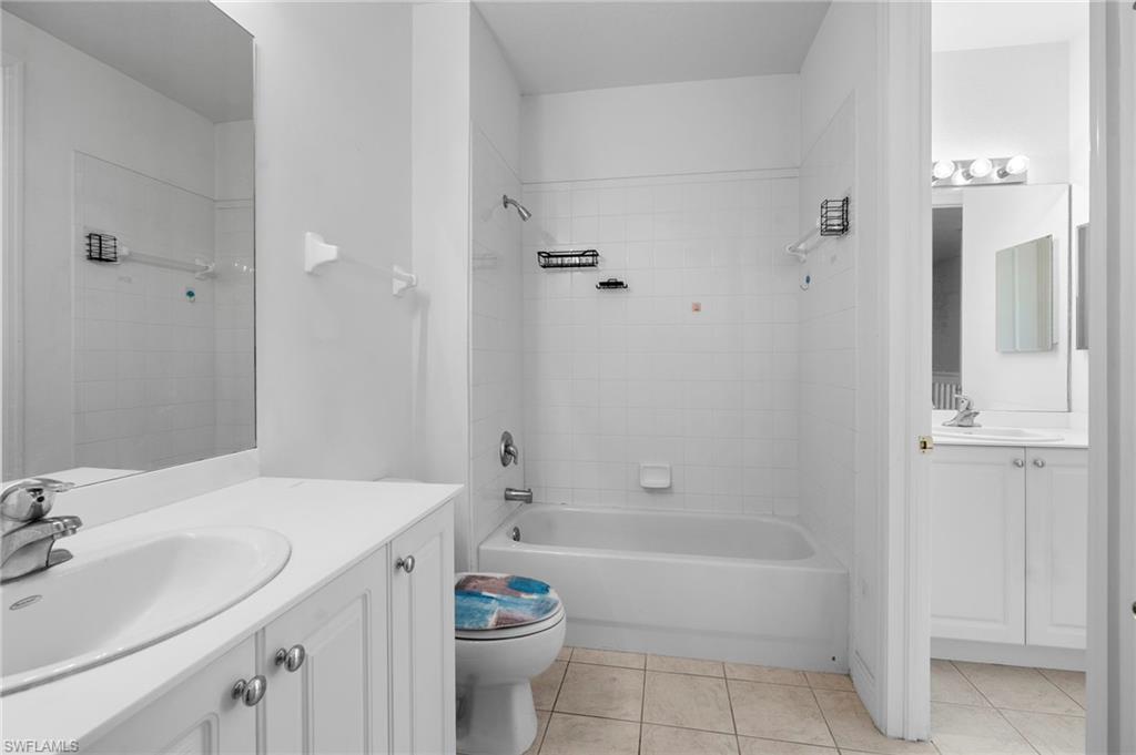 JONATHANS BAY - Residential Lease