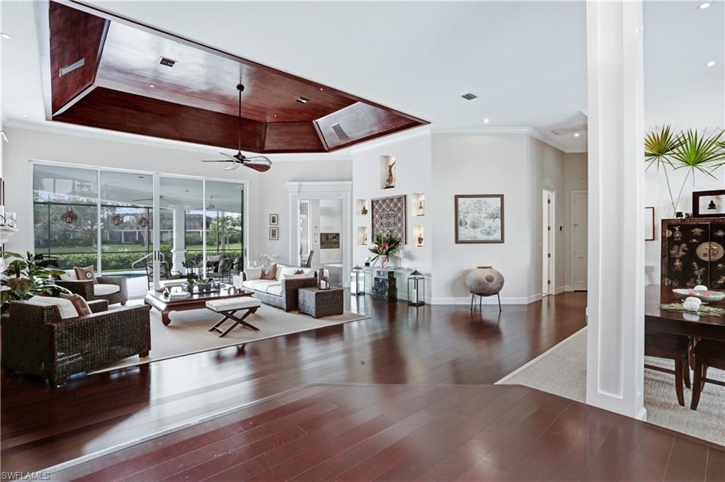 BARRINGTON AT PELICAN BAY - Residential