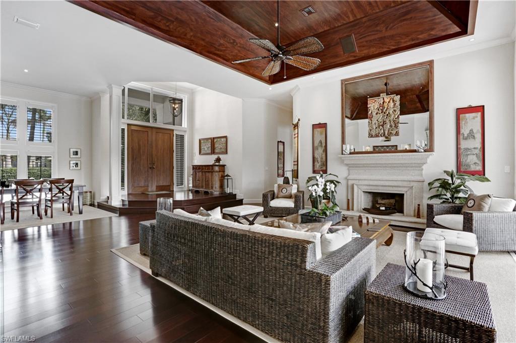 BARRINGTON AT PELICAN BAY - Residential