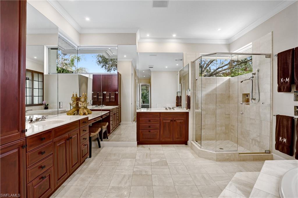 BARRINGTON AT PELICAN BAY - Residential