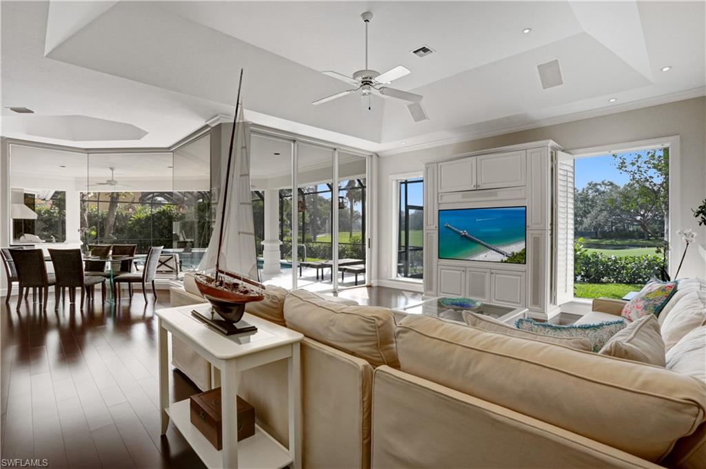 BARRINGTON AT PELICAN BAY - Residential