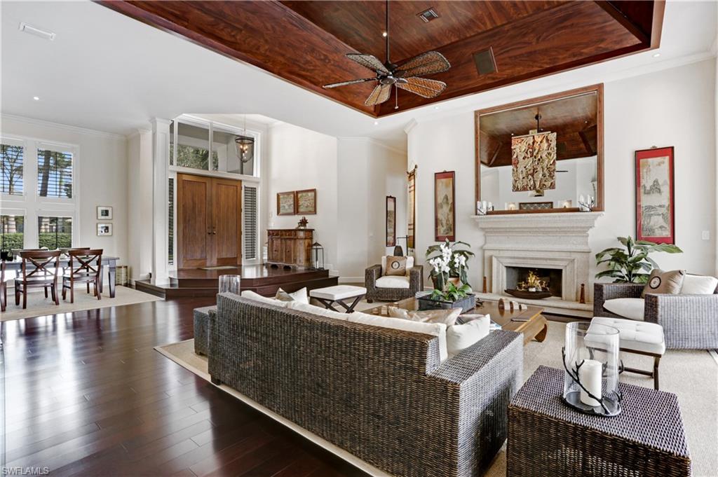 BARRINGTON AT PELICAN BAY - Residential