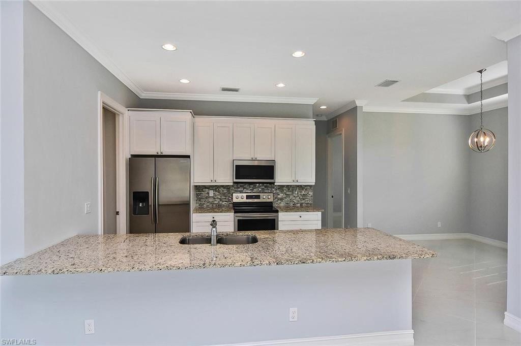 GOLDEN GATE ESTATES - Residential