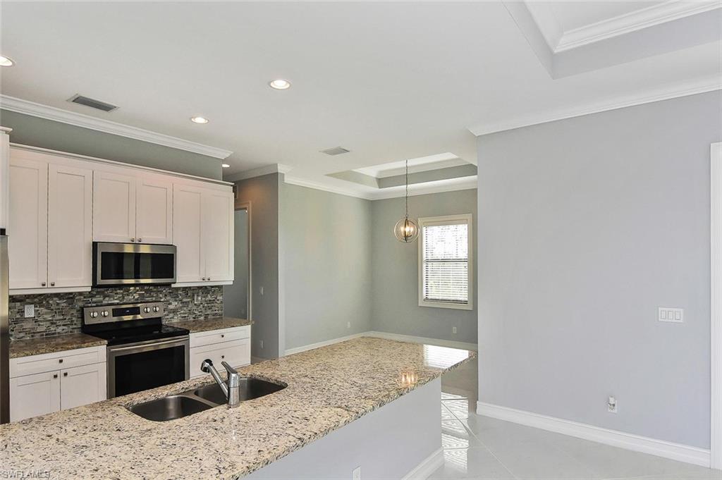 GOLDEN GATE ESTATES - Residential