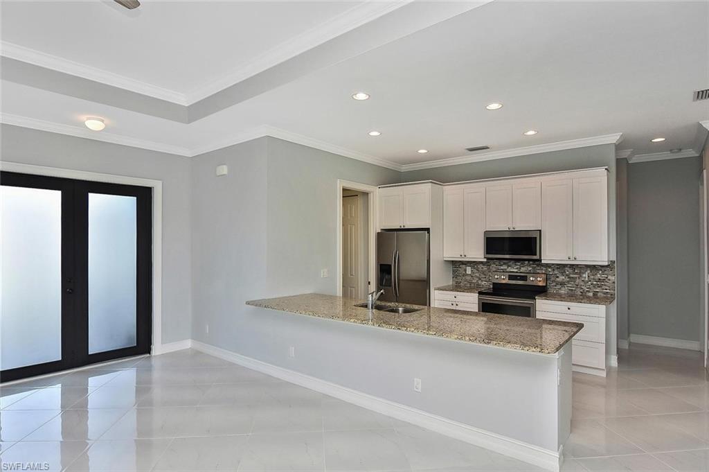 GOLDEN GATE ESTATES - Residential