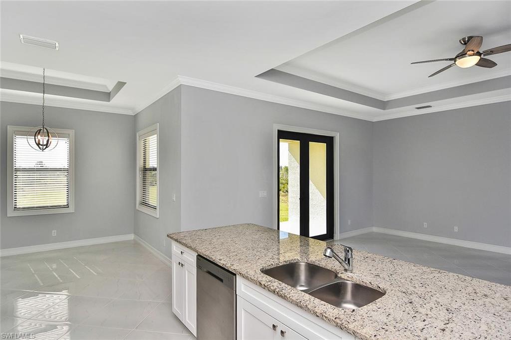 GOLDEN GATE ESTATES - Residential