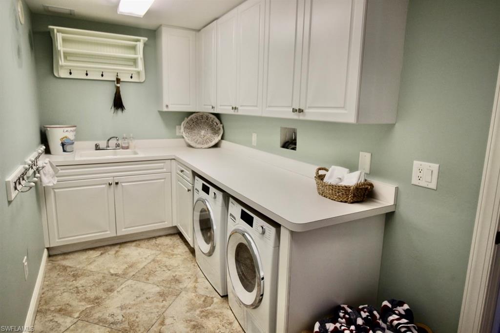 THE VANDERBILT - Residential