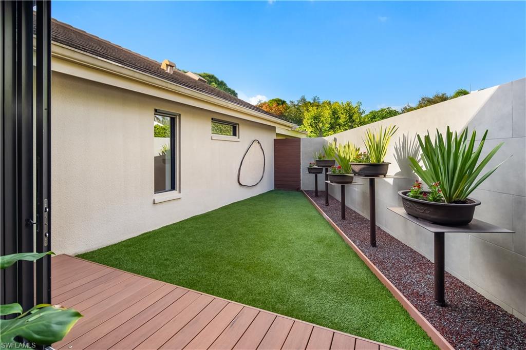 OAKMONT - Residential