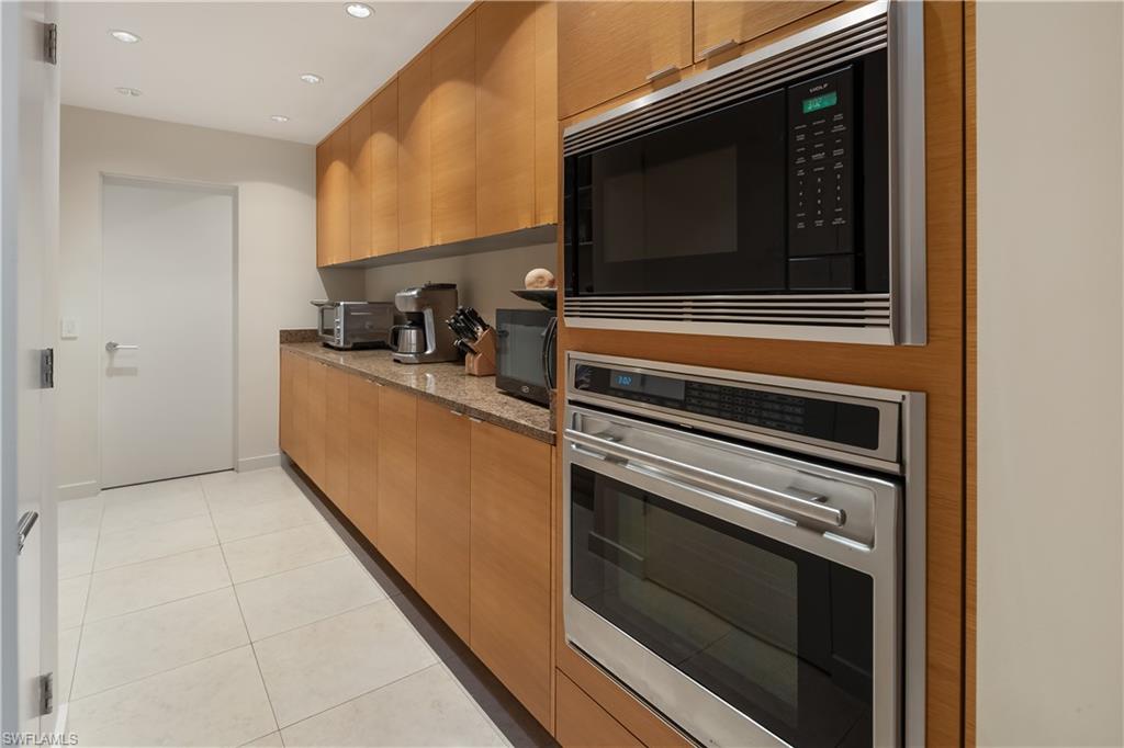 OAKMONT - Residential