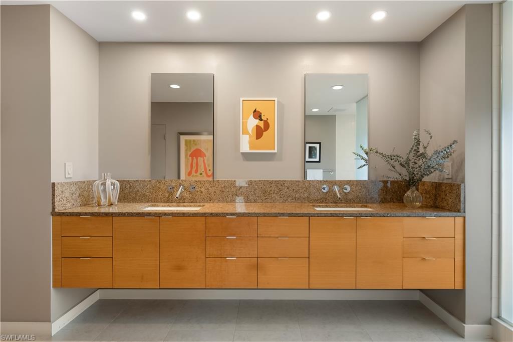 OAKMONT - Residential