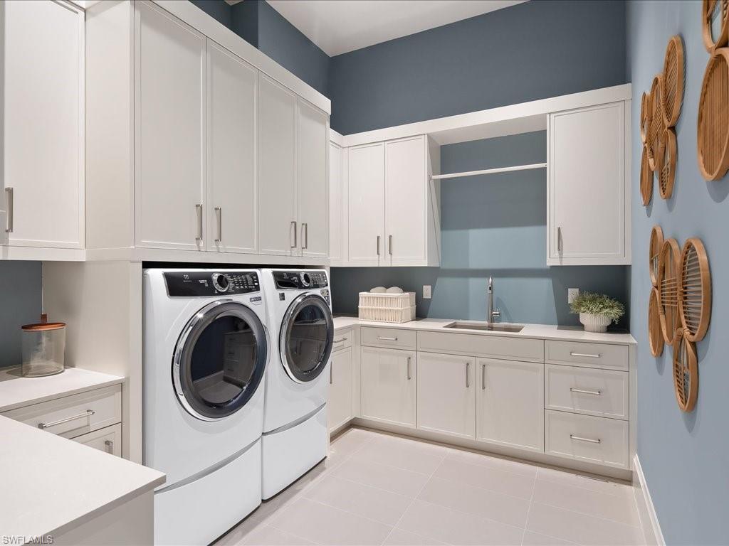 LIVINGSTON WOODS - Residential