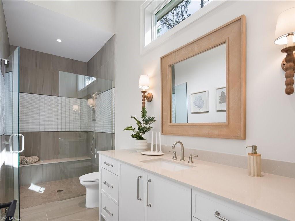 LIVINGSTON WOODS - Residential