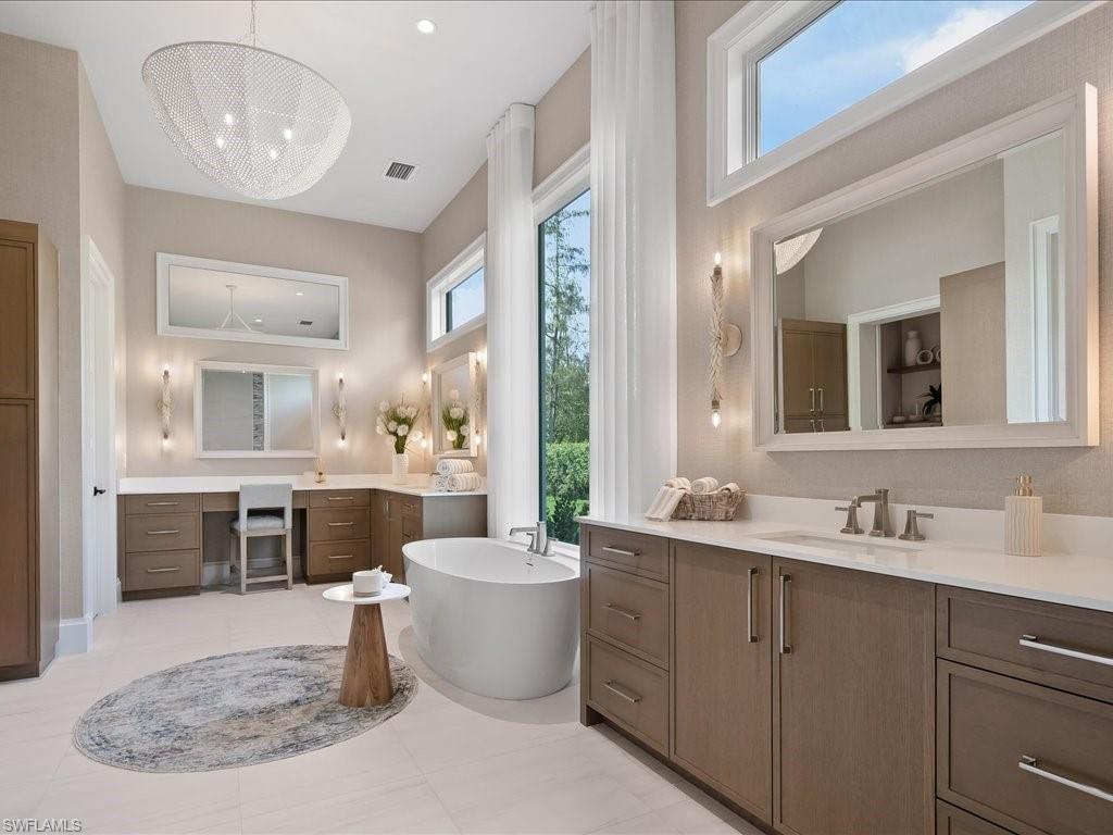 LIVINGSTON WOODS - Residential