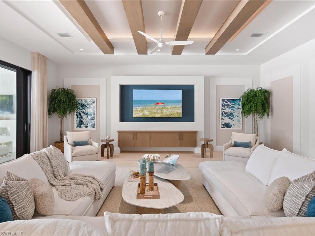 LIVINGSTON WOODS - Residential