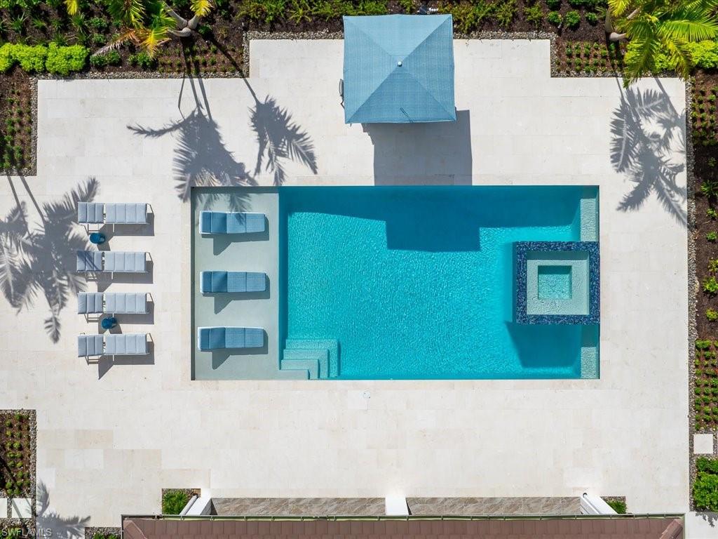 LIVINGSTON WOODS - Residential