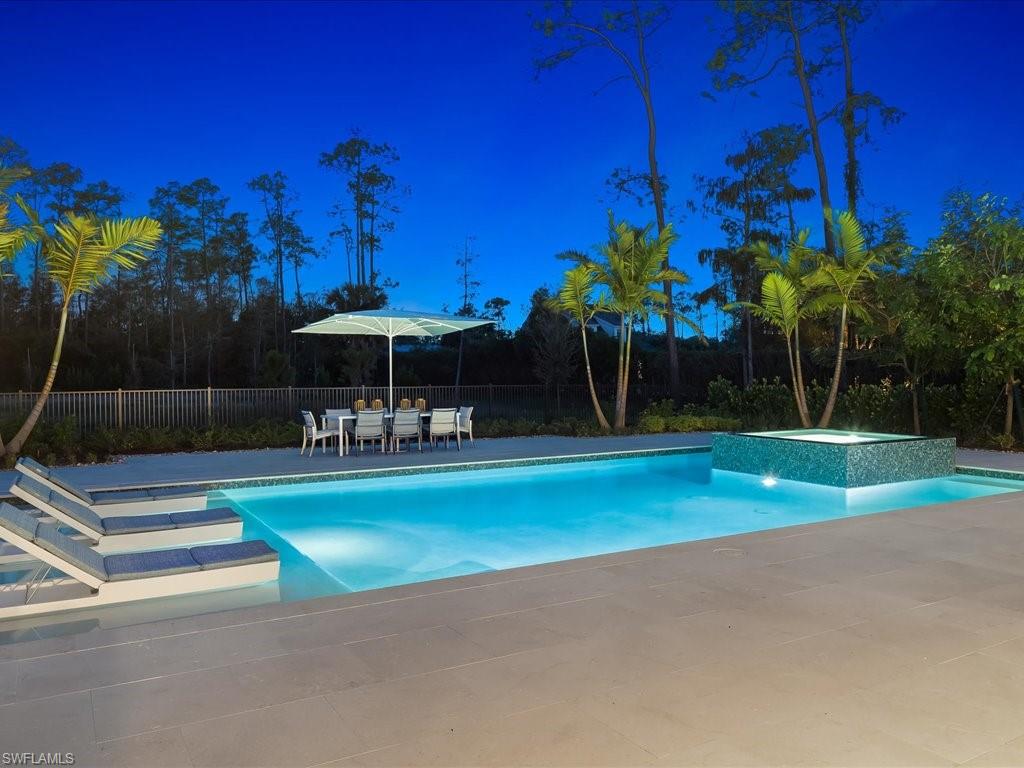 LIVINGSTON WOODS - Residential