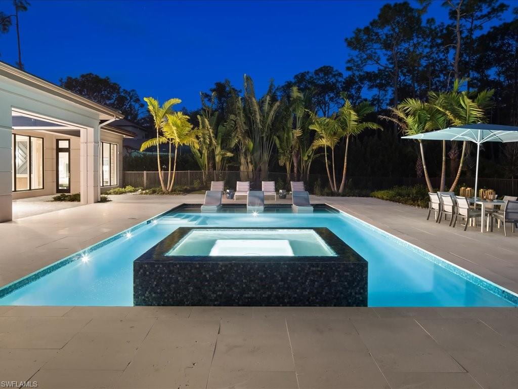 LIVINGSTON WOODS - Residential