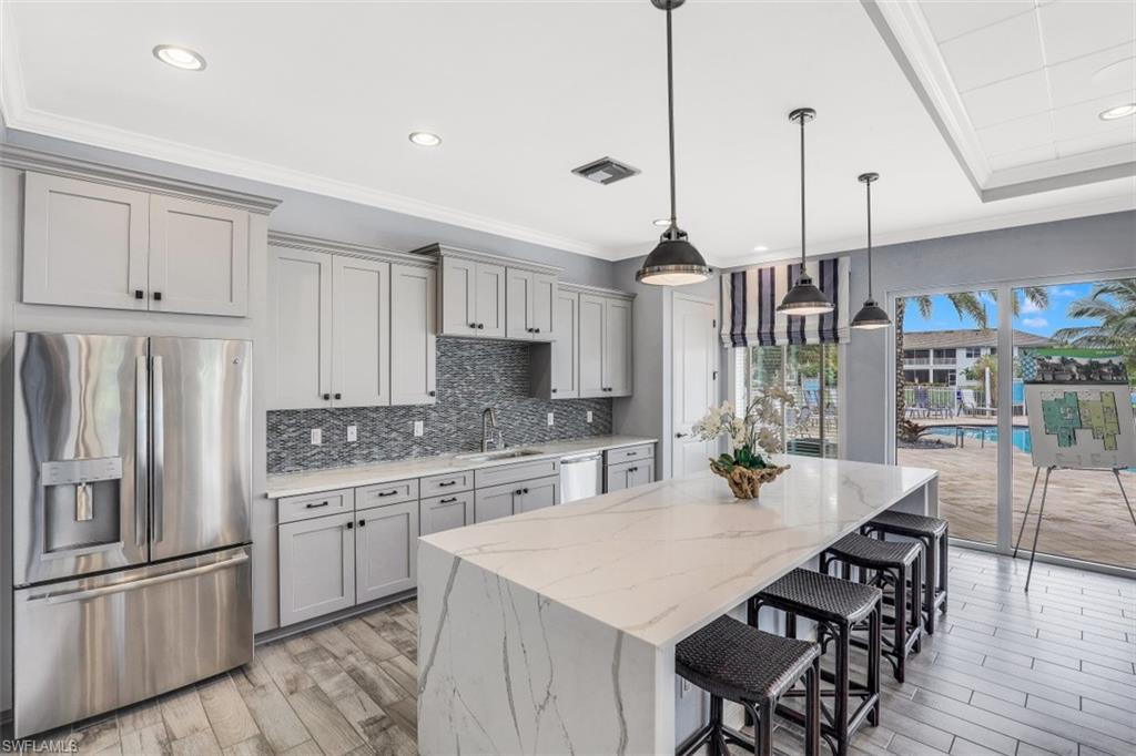 RICHMOND PARK - Residential