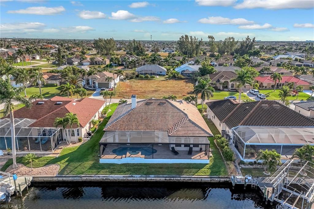 CAPE CORAL - Residential