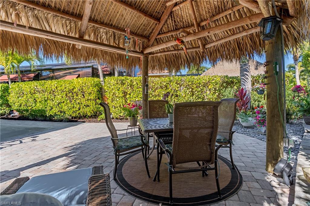 NAPLES MOTORCOACH RESORT - Land