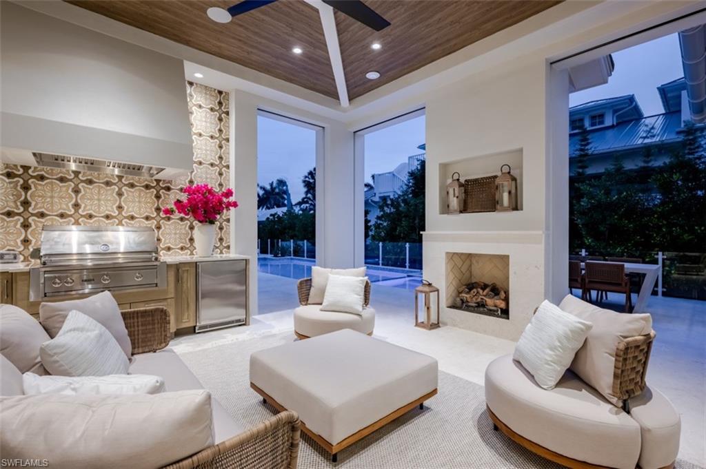 OLDE NAPLES - Residential