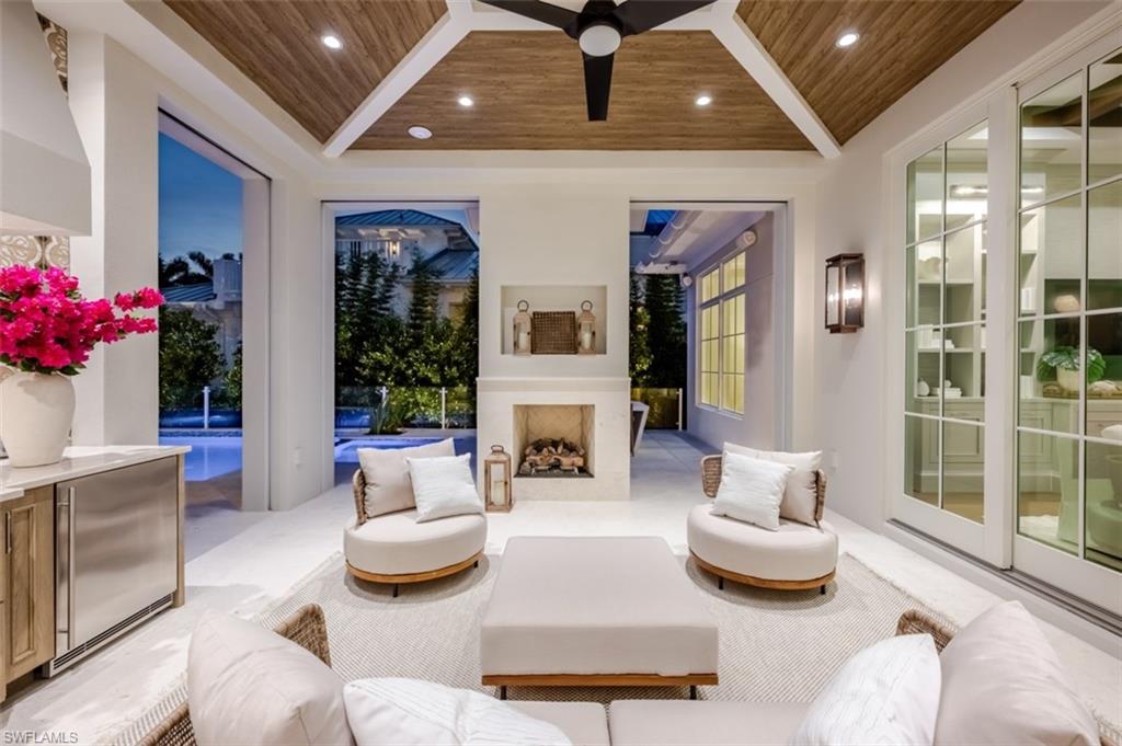 OLDE NAPLES - Residential