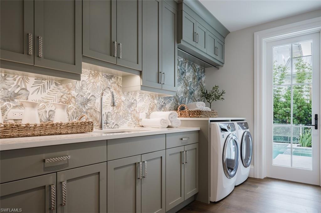 OLDE NAPLES - Residential